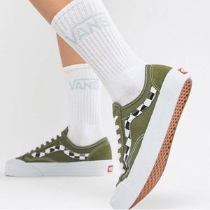 Vans Olive Style 36 Decon SF Sneaker W 8.5/ M 7